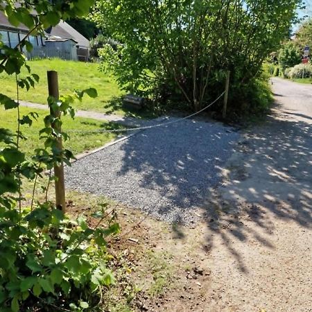 Cocon Douillet Avec Chaleur Ambiante Du Poele A Pellets Hastiere-par-dela Exterior foto