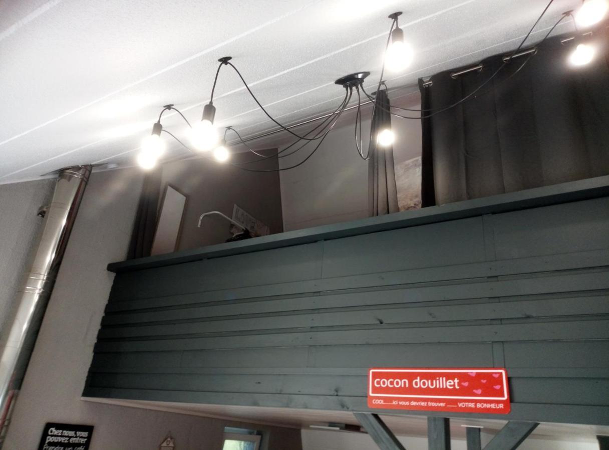 Cocon Douillet Avec Chaleur Ambiante Du Poele A Pellets Hastiere-par-dela Exterior foto