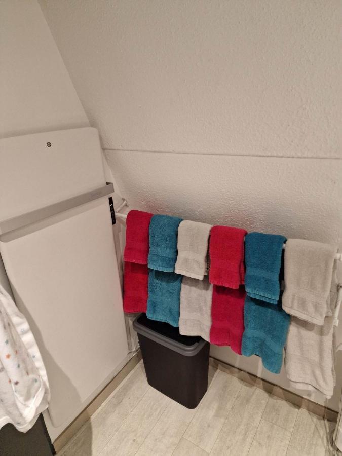 Cocon Douillet Avec Chaleur Ambiante Du Poele A Pellets Hastiere-par-dela Exterior foto